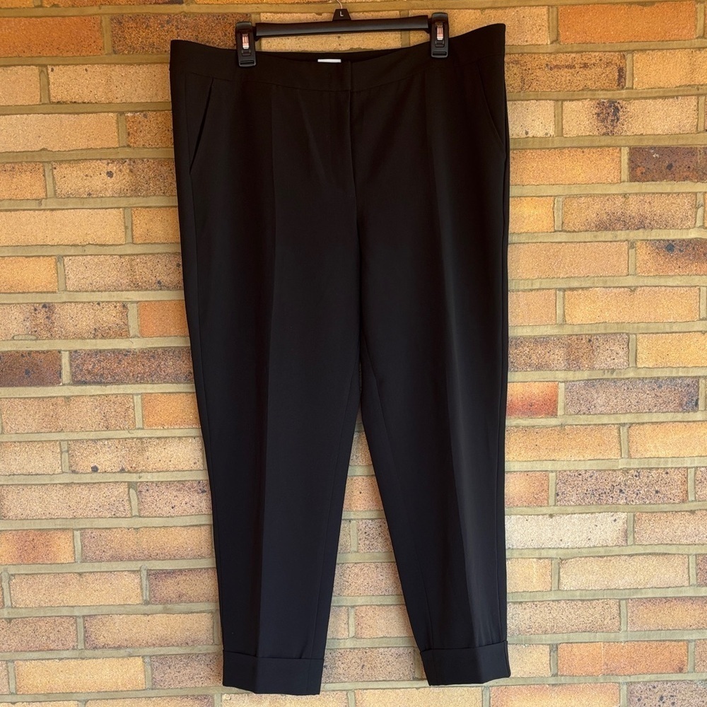 Armani Collezioni Classic women’s  Black cuffed dress pants 16